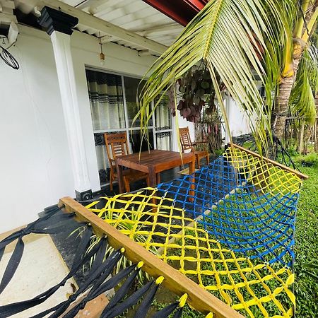 Abinu"S Place Диквелла Экстерьер фото